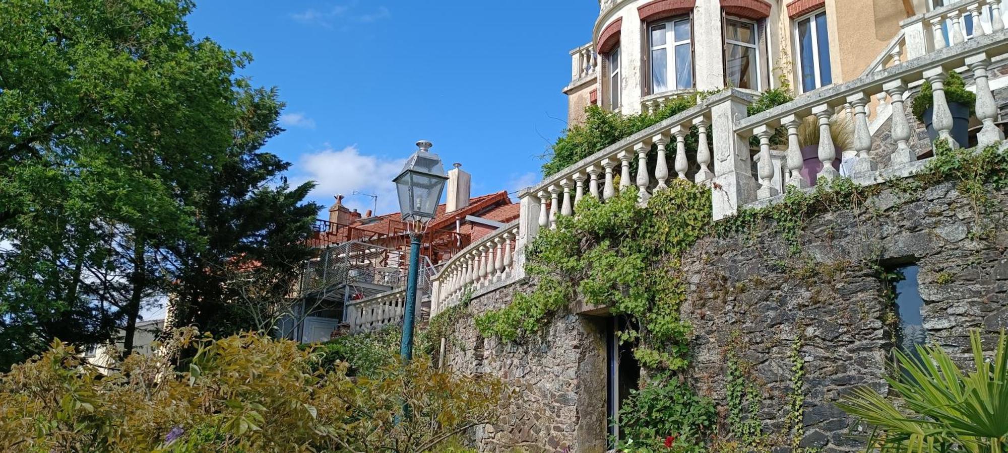 Montrevault Gite De Charme Atypique Vue Panoramique מראה חיצוני תמונה